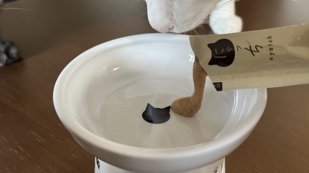 国産 無添加 猫用おやつ にゃっち ミャオグルメ チキン まぐろ かつお レビュー 感想